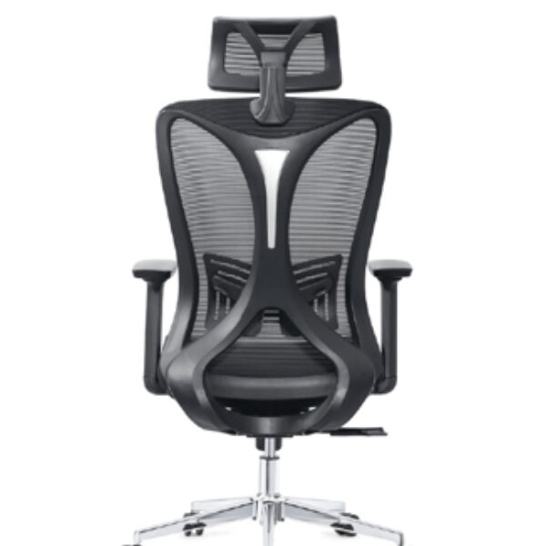 A Traditional Dining Chair That Never Goes Out of Style